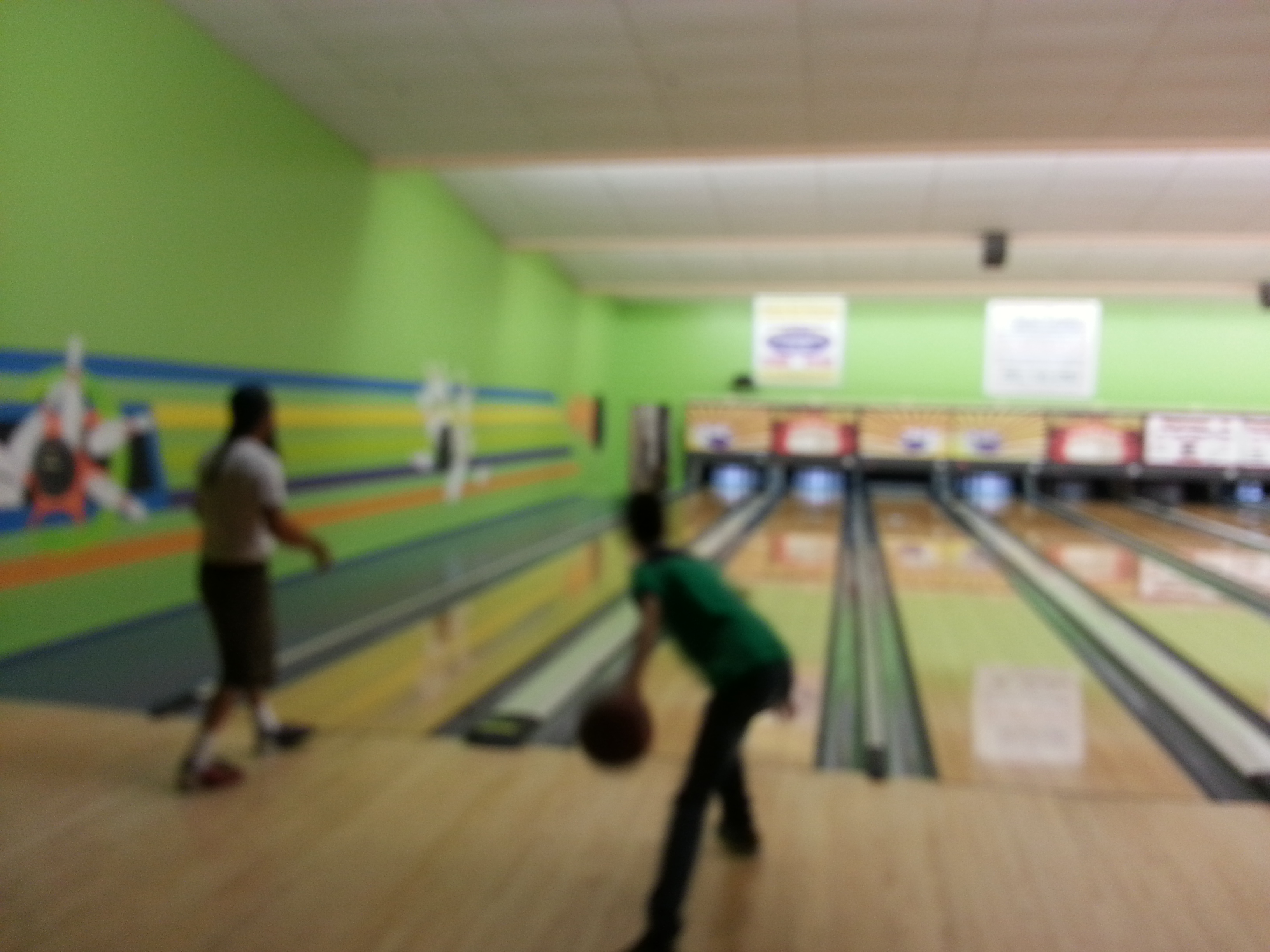 /zh-cn/posts/2014/09/bowling-fu-fu-fu/bowling-2.jpg
